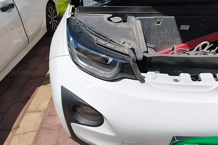 Used BMW i3 2015 Fashion Model Right Front Headlight
