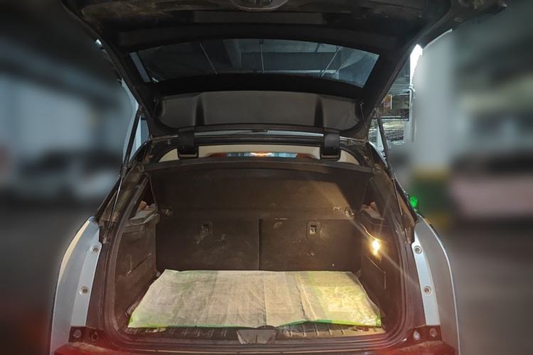 Used BMW i3 2015 Fashion Model Trunk