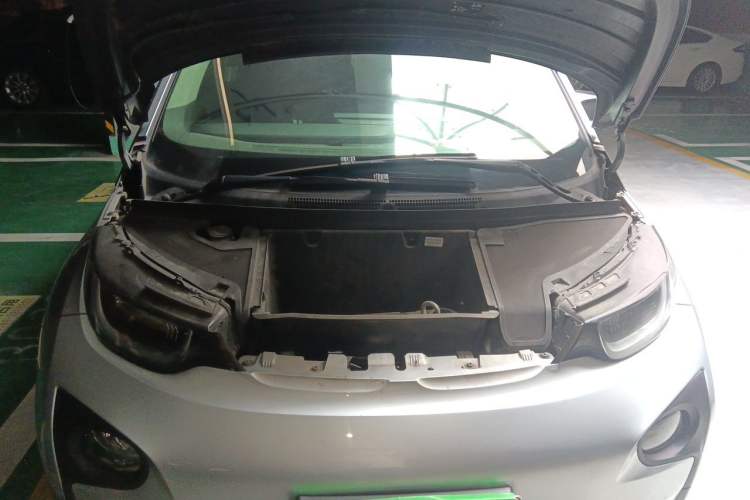 Used BMW i3 2015 Fashion Model Engine Bay