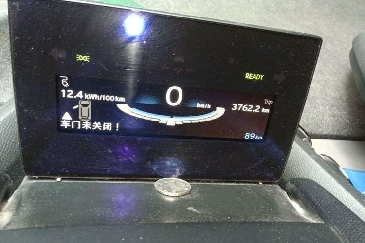 Used BMW i3 2015 Fashion Model Odometer Close Up
