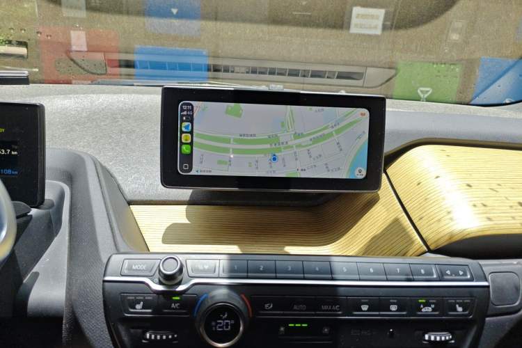 Used BMW i3 2016 Upgraded Deluxe Edition Audio And AC Panel