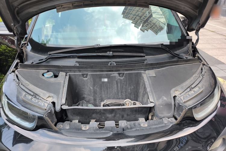 Used BMW i3 2016 Upgraded Fashionable Version Engine Bay