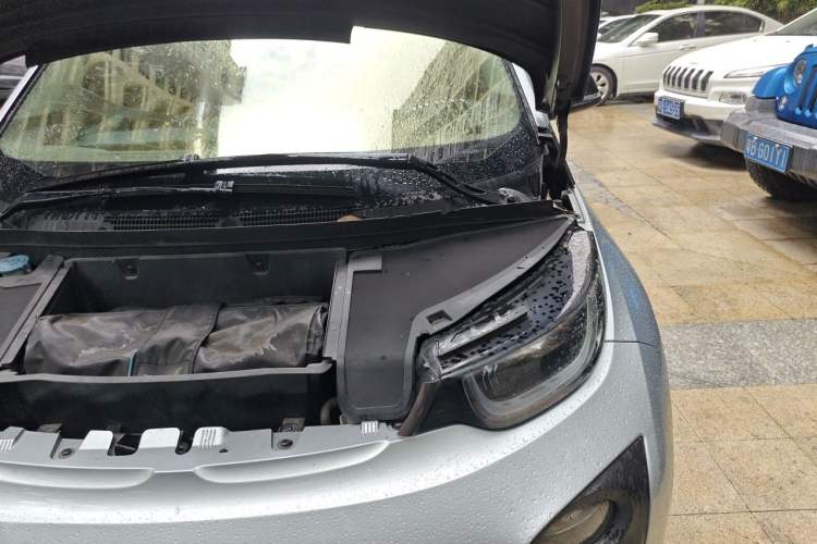Used BMW i3 2016 Upgraded Deluxe Edition Engine Bay Left