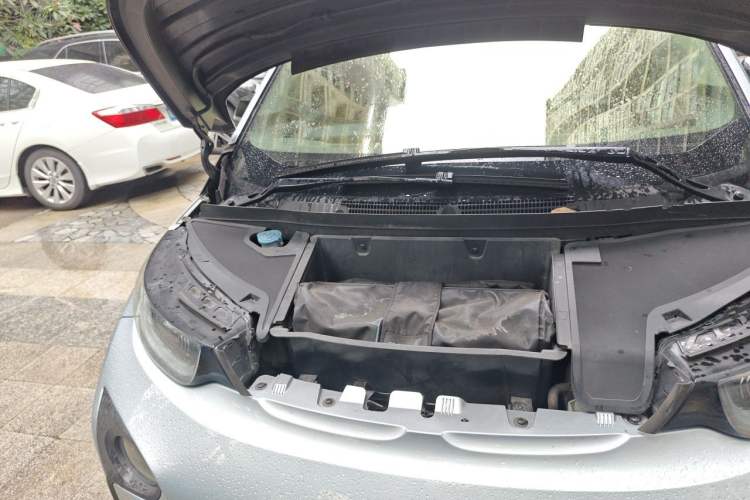 Used BMW i3 2016 Upgraded Deluxe Edition Engine Bay Right