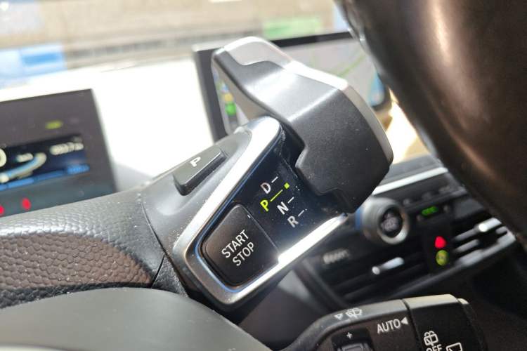 Used BMW i3 2016 Upgraded Deluxe Edition Gear Lever