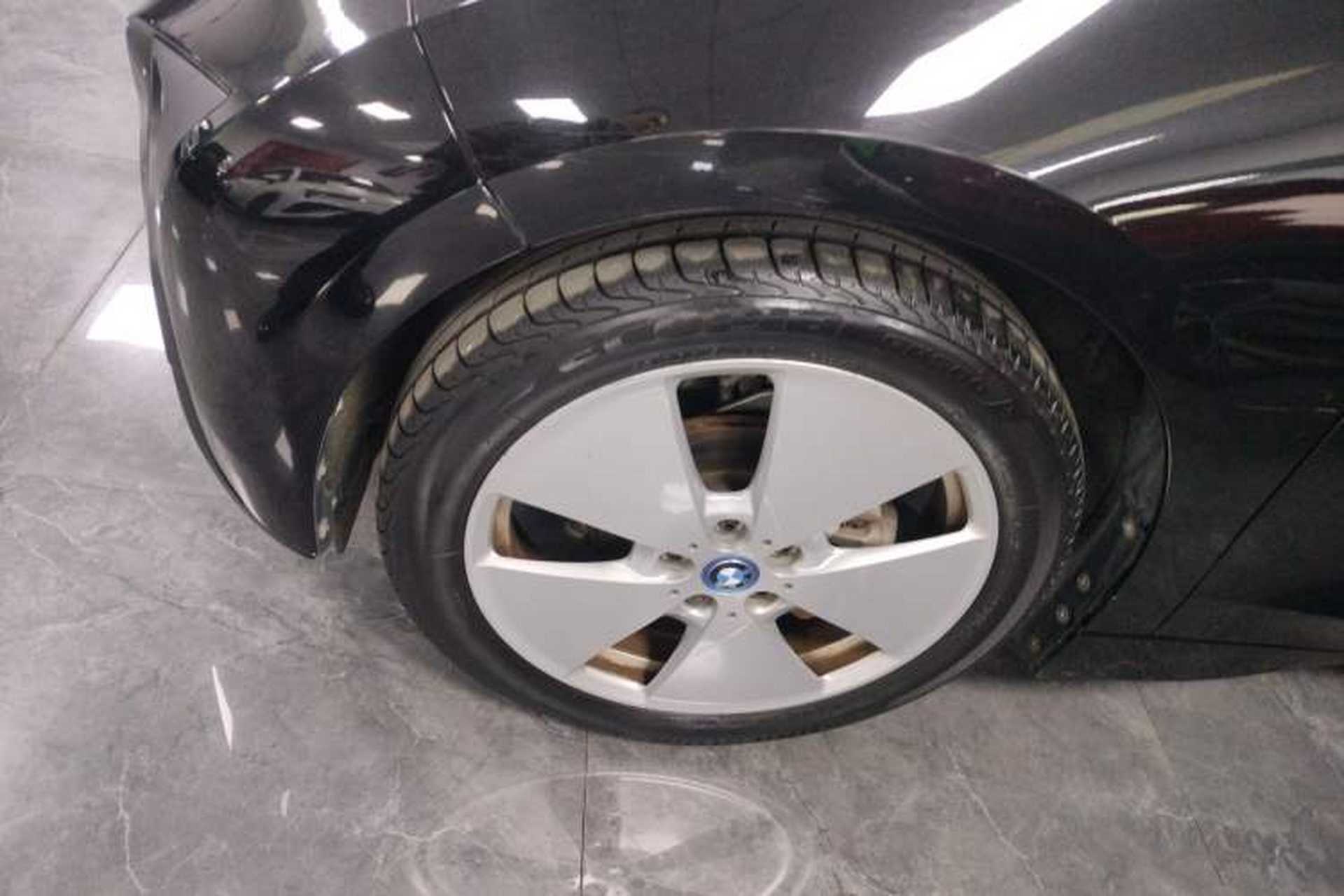 Used BMW i3 2016 Upgraded Fashionable Version Left Front Wheel Hub