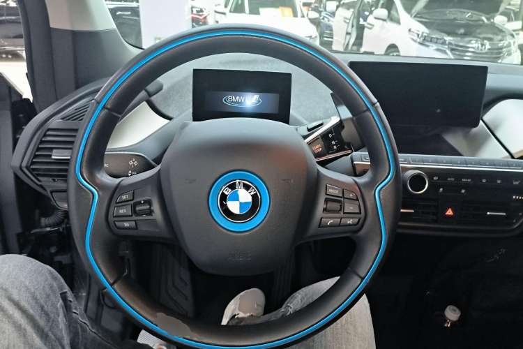 Used BMW i3 2016 Upgraded Deluxe Edition Steering Wheel