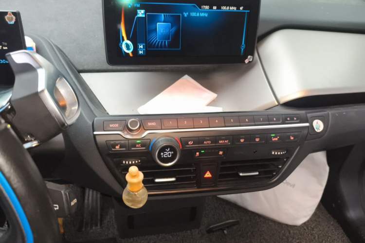 Used BMW i3 2016 Upgraded Deluxe Edition Audio And AC Panel