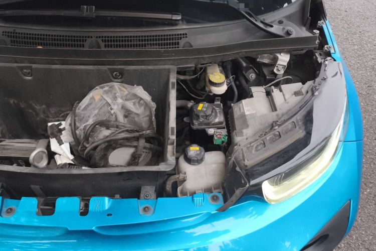 Used BMW i3 2016 Upgraded Deluxe Edition Engine Bay Left
