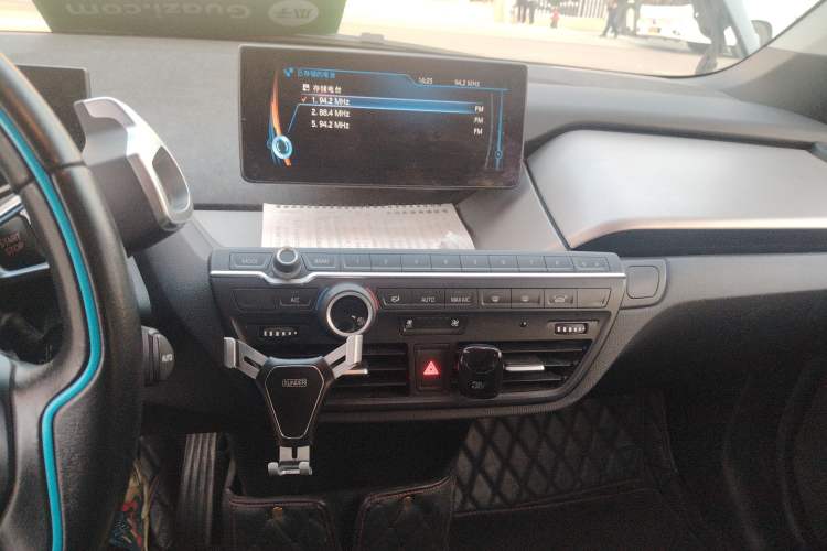 Used BMW i3 2016 Upgraded Fashionable Version Audio And AC Panel