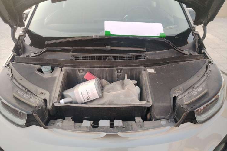 Used BMW i3 2016 Upgraded Fashionable Version Engine Bay