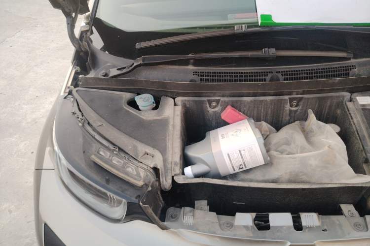 Used BMW i3 2016 Upgraded Fashionable Version Engine Bay Right