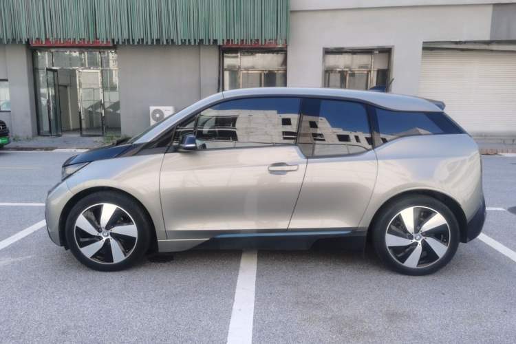 Used BMW i3 2016 Upgraded Deluxe Edition Exterior 3