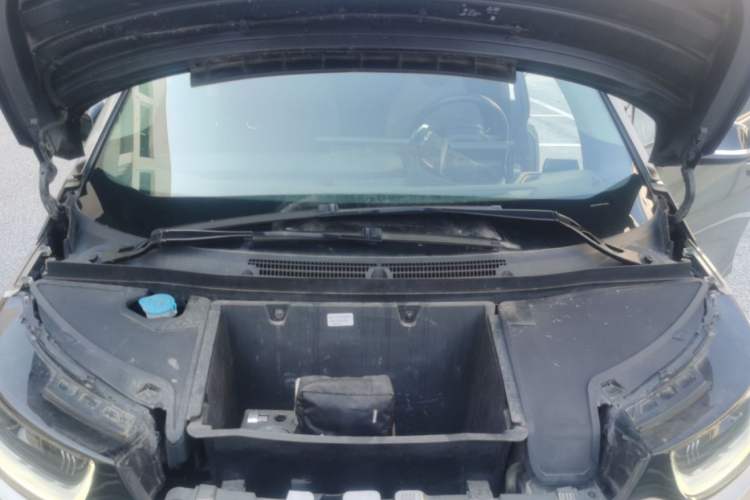 Used BMW i3 2016 Upgraded Deluxe Edition Interior 8