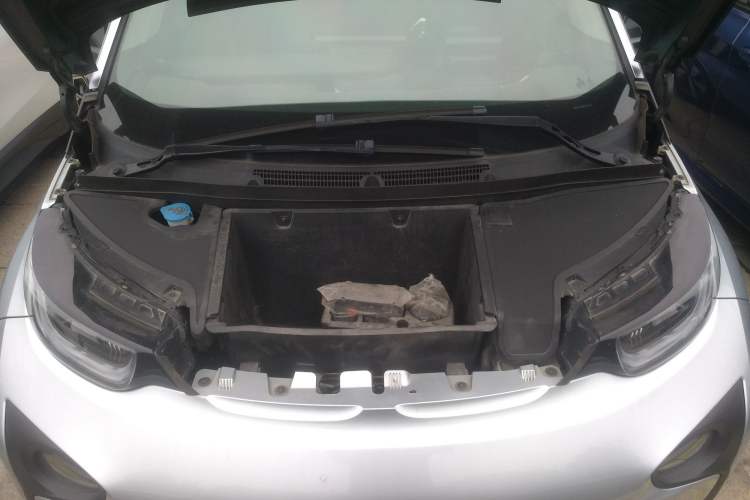 Used BMW i3 2016 Upgraded Deluxe Edition Engine Bay