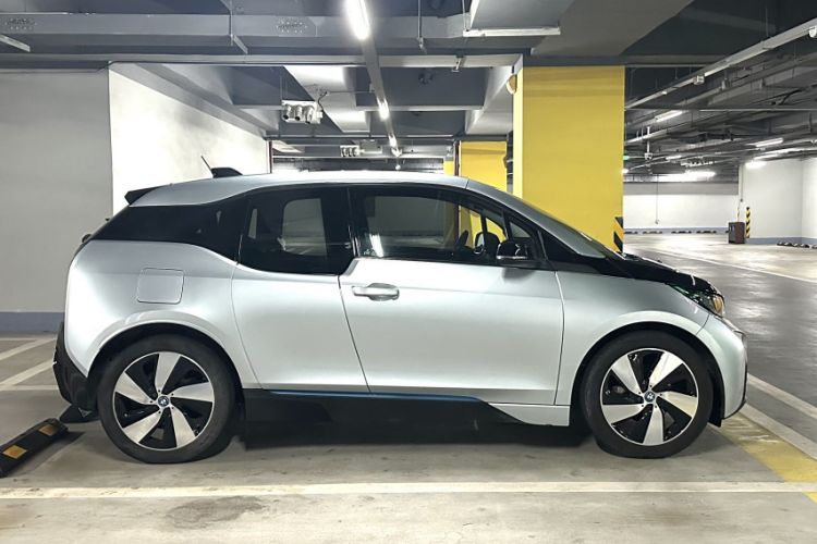 Used BMW i3 2016 Upgraded Deluxe Edition Exterior 3