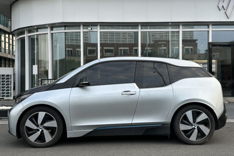 Used BMW i3 2016 Upgraded Deluxe Edition Exterior 6