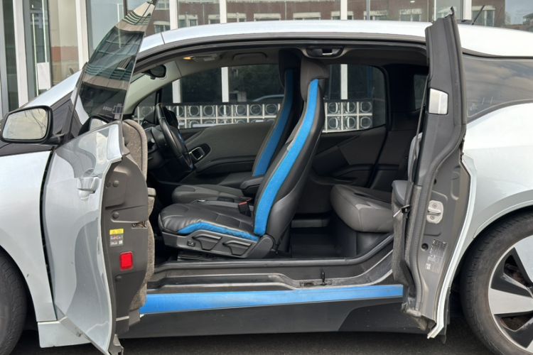 Used BMW i3 2016 Upgraded Deluxe Edition Exterior 9