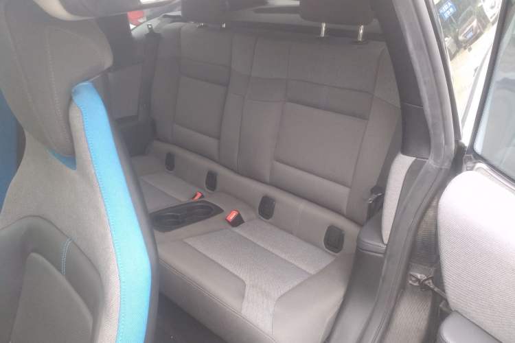 Used BMW i3 2016 Upgraded Deluxe Edition Interior 4