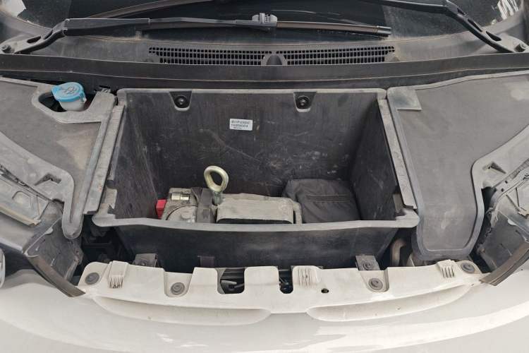 Used BMW i3 2016 Upgraded Deluxe Edition Engine Bay