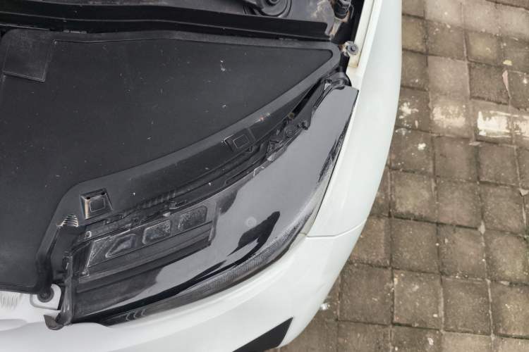 Used BMW i3 2016 Upgraded Deluxe Edition Engine Bay Left