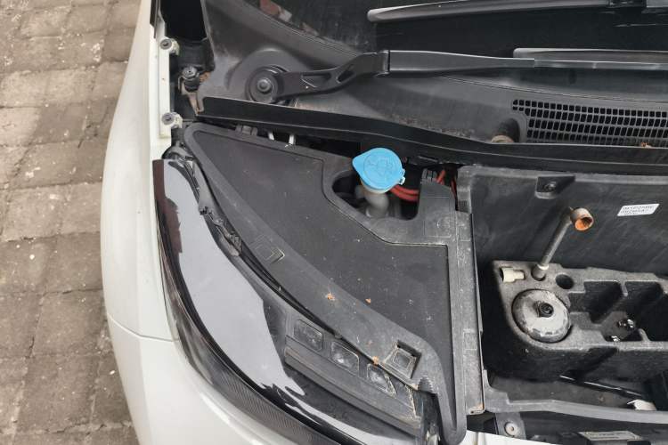 Used BMW i3 2016 Upgraded Deluxe Edition Engine Bay Right