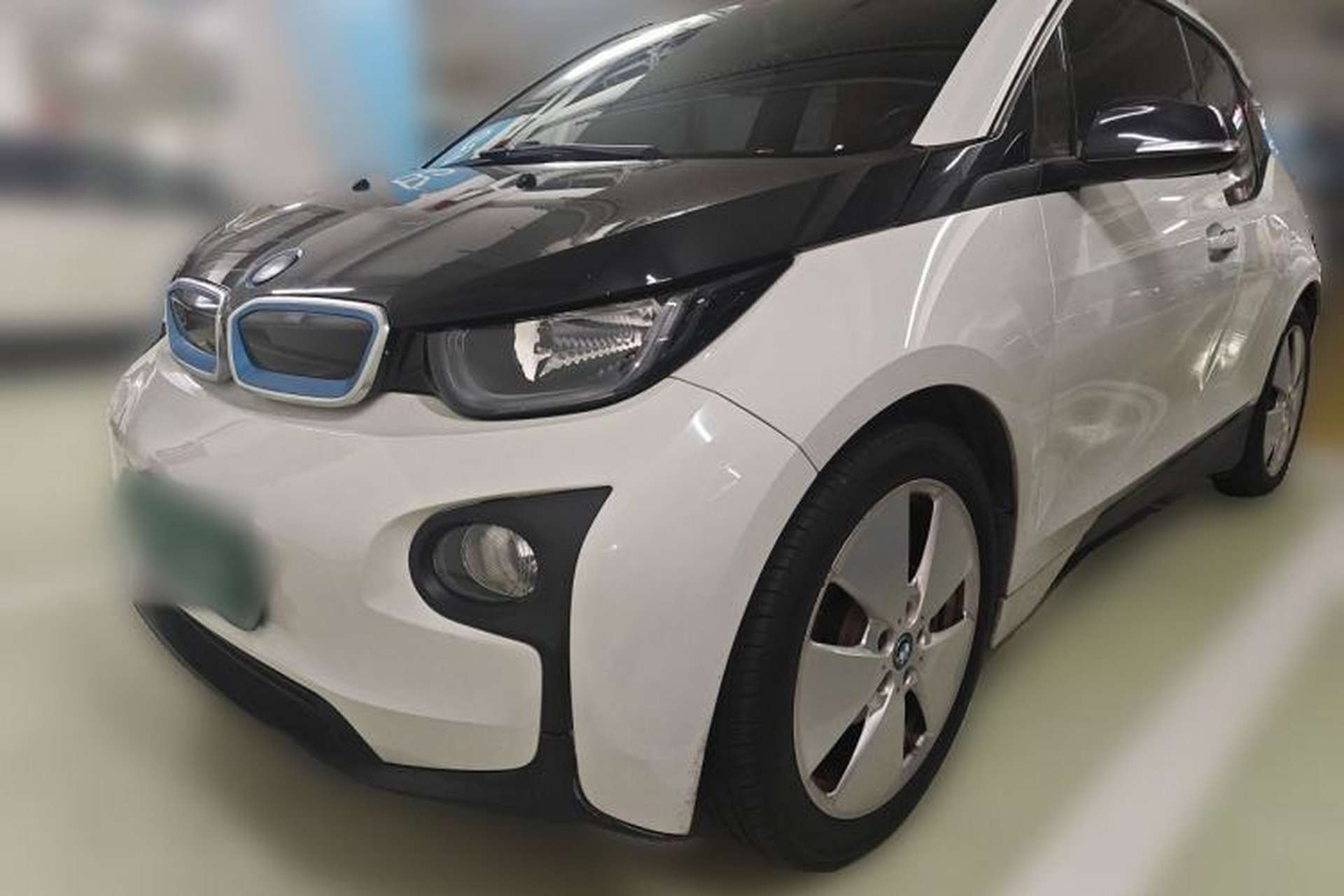 Used BMW i3 2016 Upgraded Fashionable Version Front Left 45 Deg