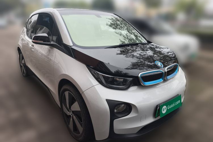 Used BMW i3 2016 Upgraded Deluxe Edition Front Right 45 Deg