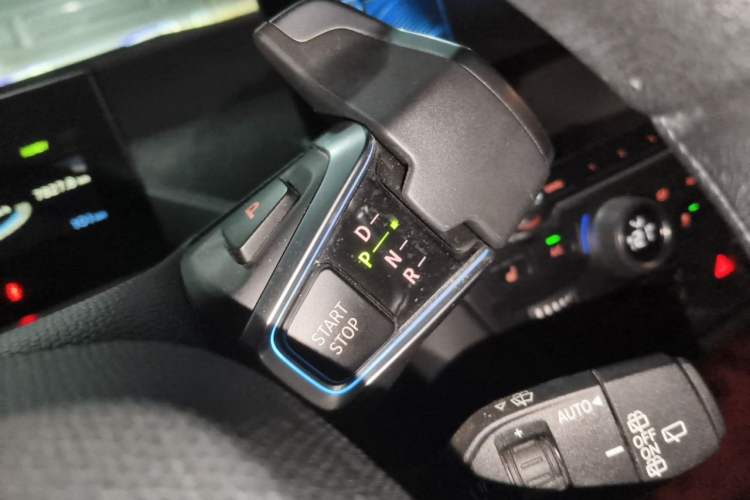 Used BMW i3 2016 Upgraded Deluxe Edition Gear Lever