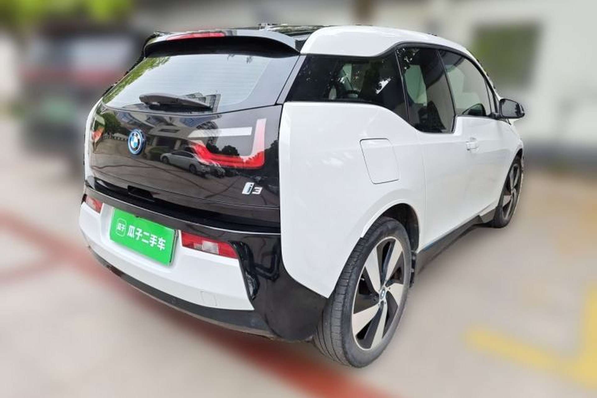 Used BMW i3 2016 Upgraded Deluxe Edition Rear Right 45 Deg
