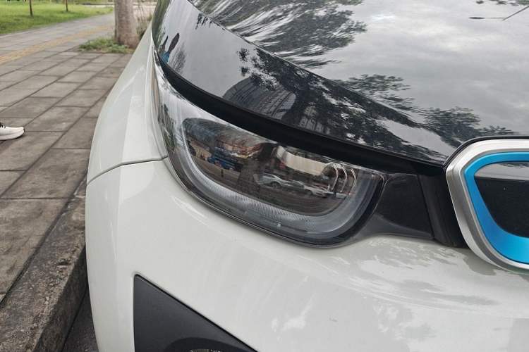 Used BMW i3 2016 Upgraded Deluxe Edition Right Front Headlight