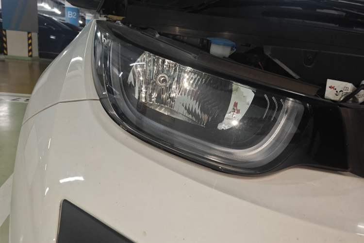 Used BMW i3 2016 Upgraded Fashionable Version Right Front Headlight
