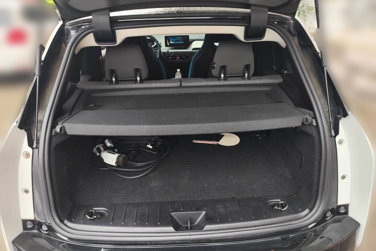 Used BMW i3 2016 Upgraded Deluxe Edition Trunk