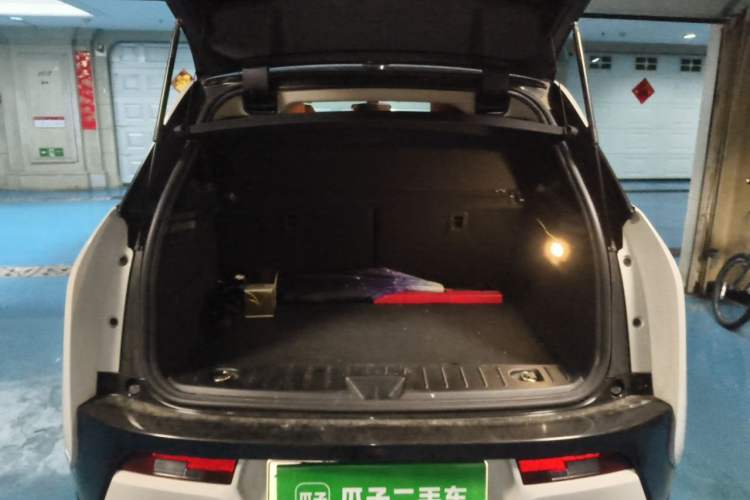 Used BMW i3 2016 Upgraded Deluxe Edition Trunk