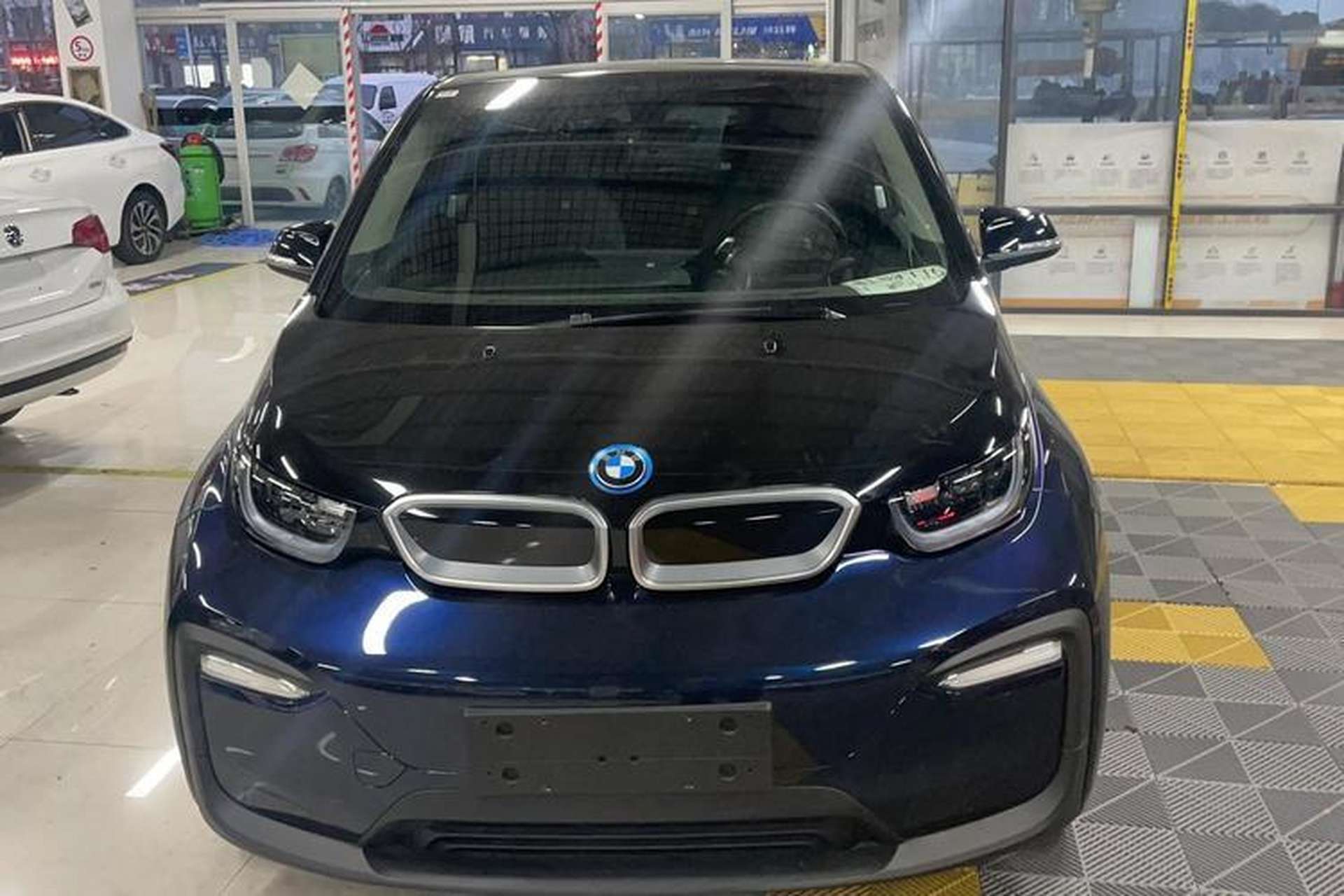 Used BMW i3 2018 Luxury Model Front