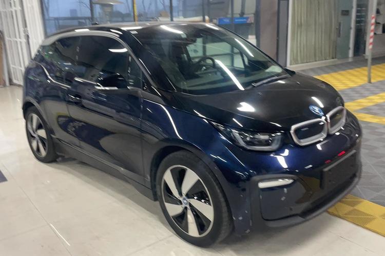 Used BMW i3 2018 Luxury Model Front Right 45 Deg
