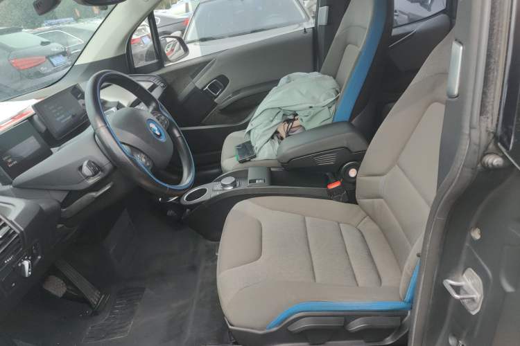 Used BMW i3 2018 Luxury Model Left Front Seat