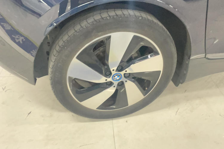 Used BMW i3 2018 Luxury Model Right Rear Wheel Hub