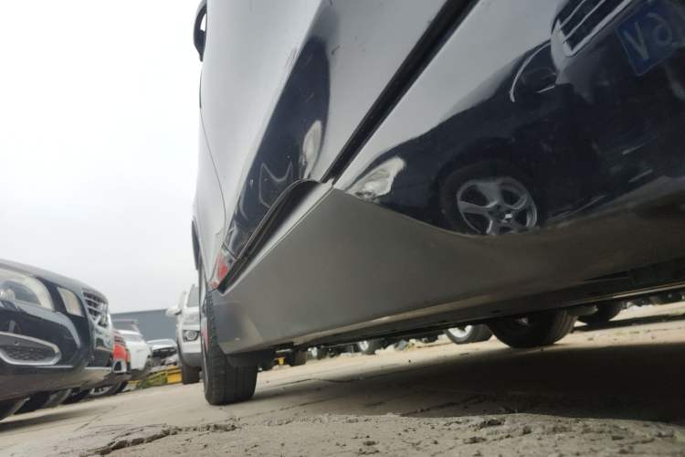 Used BMW i3 2018 Luxury Model Right Side Sill