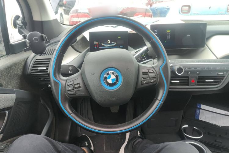 Used BMW i3 2018 Luxury Model Steering Wheel