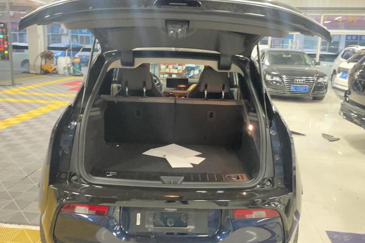 Used BMW i3 2018 Luxury Model Trunk