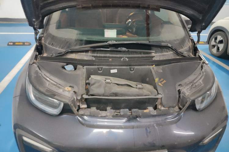 Used BMW i3 2018 Luxury Model Engine Bay