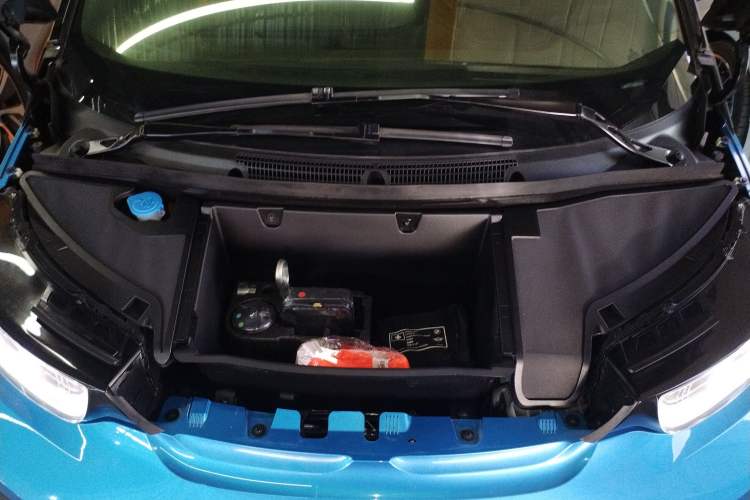 Used BMW i3 2018 Luxury Model Engine Bay