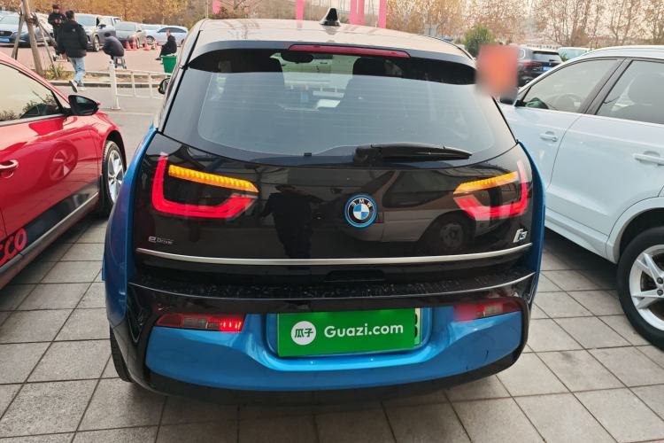 Used BMW i3 2018 Luxury Model Exterior 4