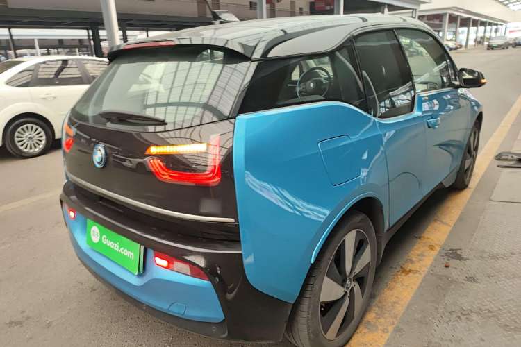 Used BMW i3 2018 Luxury Model Exterior 5