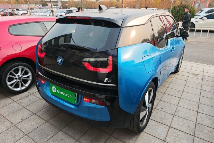 Used BMW i3 2018 Luxury Model Exterior 5
