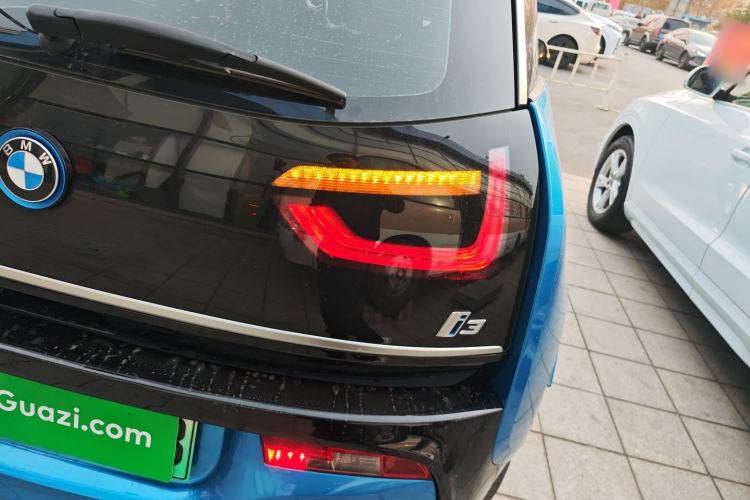 Used BMW i3 2018 Luxury Model Exterior 6