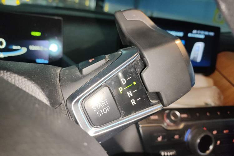 Used BMW i3 2018 Luxury Model Gear Lever