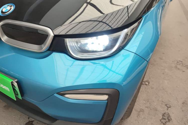 Used BMW i3 2018 Luxury Model Left Front Headlight