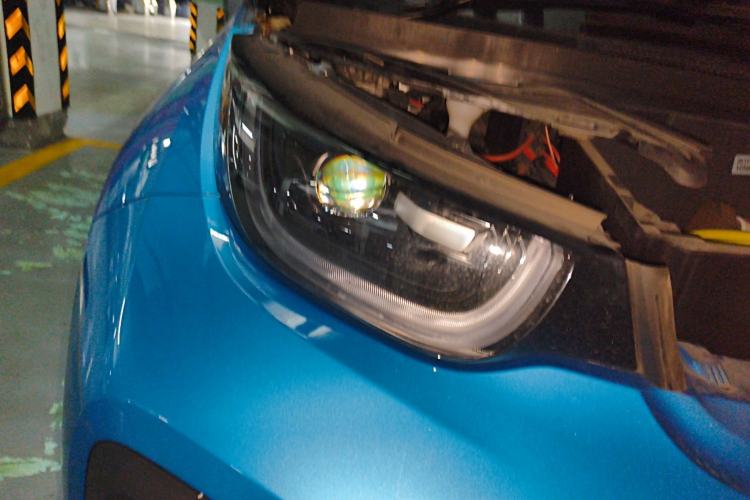 Used BMW i3 2018 Luxury Model Right Front Headlight